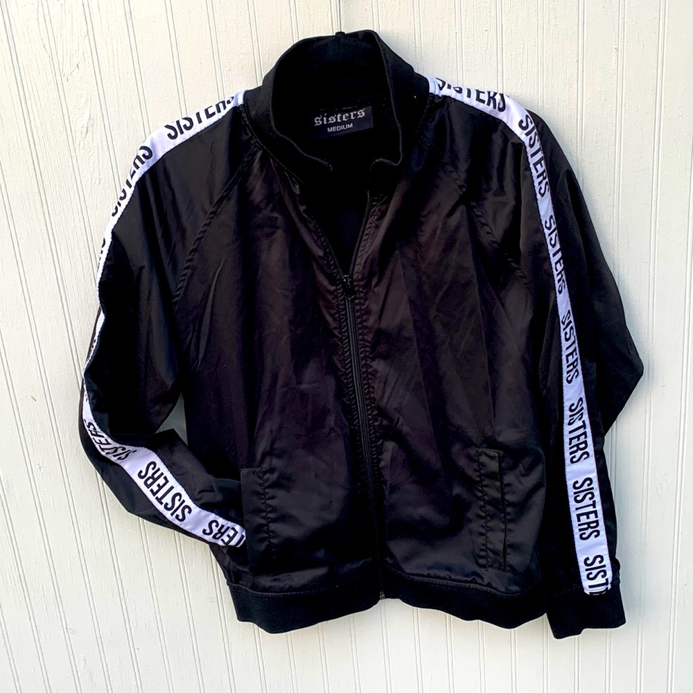 SISTERS Black windbreaker coat